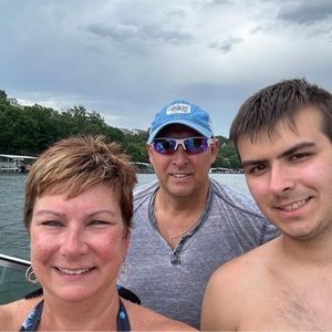 Meet your Posher, Stacy